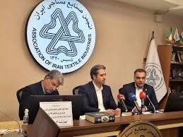 عضو اتحادیه پوشاک: فروشگاه‌ها پر از کالای قاچاق‌اند، نظارتی وجود ندارد