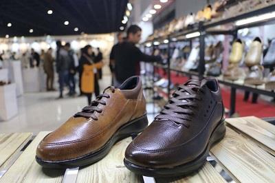 افزایش ۴۰ درصدی قیمت‌ کفش در شب عید